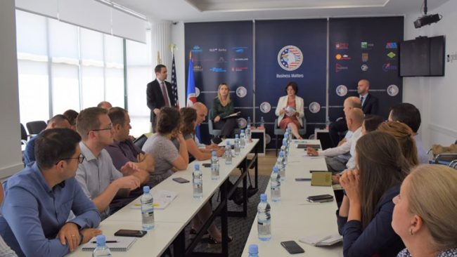 Të konsiderohet ndikimi i dispozitave të ligjit të punës në sektorin privat