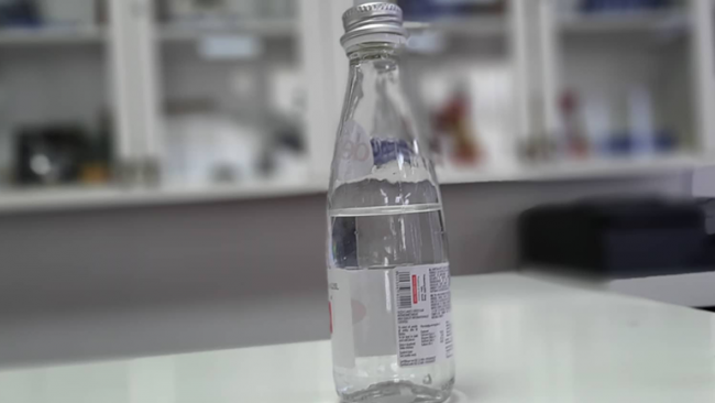 Pini sa më shumë ujë, ja pasojat nga mungesa e tij