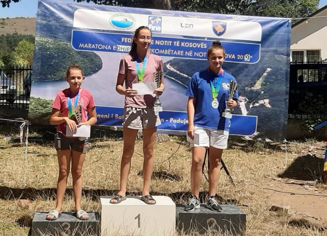 Notarët kosovarë fitojnë maratonën ndërkombëtare në dy kategori