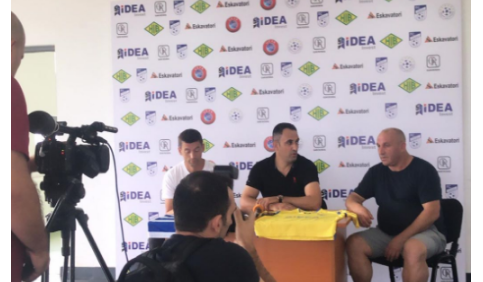 Kf.Ferizaji prezanton fanellat, me të edhe trajnerin Bekim Isufi