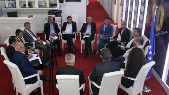 Qeverisja lokale mund të riformatohet, pohon Haziri