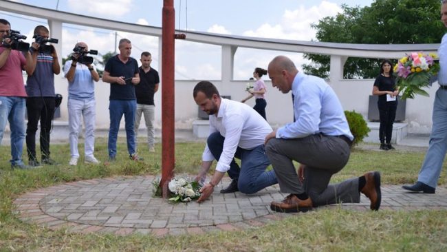 Në 18 vjetorin e rënies të Komandant Rahim Beqiri-Roki, nderohet jeta dhe vepra e tij