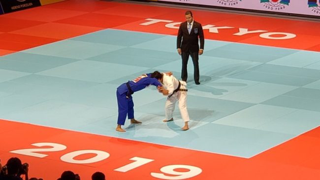 Majlinda Kelmendi ndalet në gjysmëfinale, do të luftojë për medaljen e bronztë me Joana Ramos