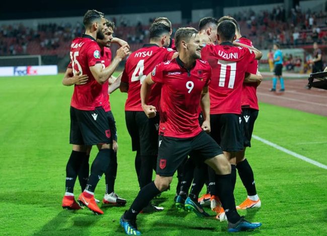 Shqipëria fiton ndaj Bjellorusisë, do të bëjë gara në Ligën B
