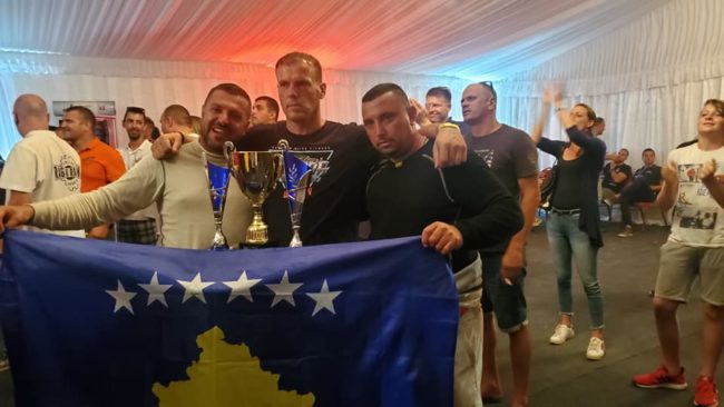 Kosova kthehet me tri kupa nga gara automibilistike në Kroaci
