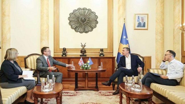 Veseli takoi ambasadorin e ri të Mbretërisë së Bashkuar, Nicholas Abbott