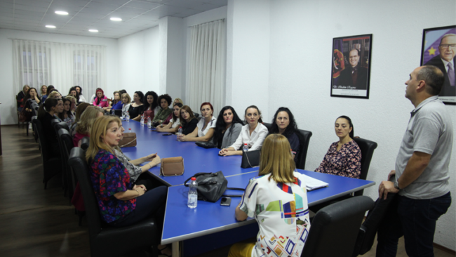 Mobilizim i madh i grave të Gjilanit në mbështetje ndaj Vjosës dhe listës së LDK’së