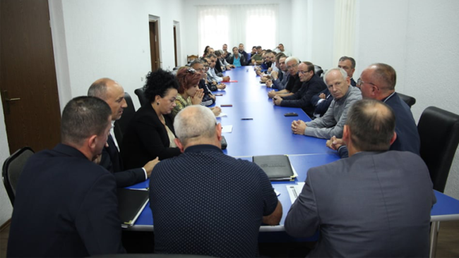 LDK e Gjilanit: Gjithçka gati për pritjen e Vjosa Osmanit