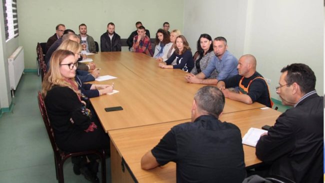 Vetëvendosje: Respektim të ligjit e mbështetje për personat me aftësi të kufizuara