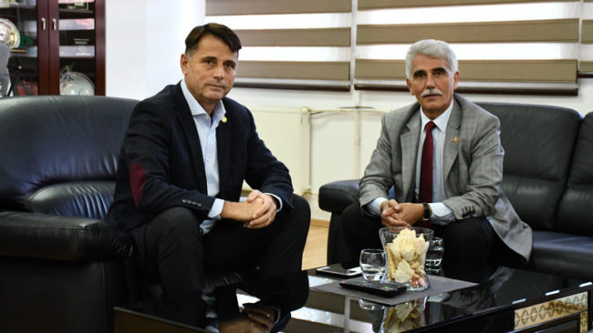 Rektori i Universitetit “Kadri Zeka” ka pritur në takim Kryetarin e Shoqatës Kulturore nga Bursa