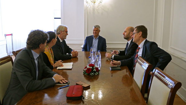 Presidenti Thaçi takim lamtumirës me UD Shefin e EULEX-it, Bernd Thran