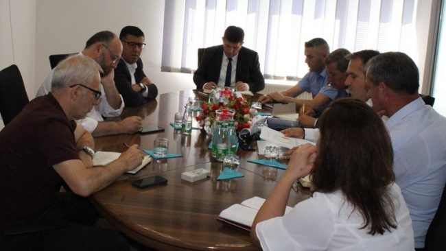 Gjilani ndan 200 mijë euro për hapjen e puseve, apelohen qytetarët që të kursejnë maksimalisht ujin e pijshëm
