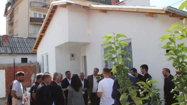 Gjilani me “Jetimat e Ballkanit” inaugurojnë 20 shtëpi për familjet në nevojë