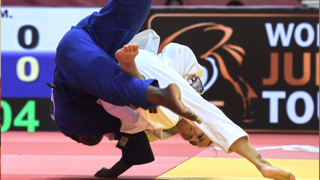 Majlinda triumfon në Grand Slam, stoliset me medaljen e artë