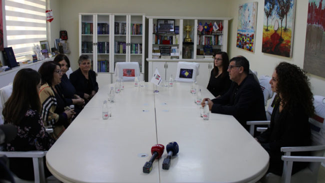 Haziri: Më 28 Nëntor do t’i ndahet çmimi Heroina e Qytetit, Shyhrete Tahiri Sylejmani