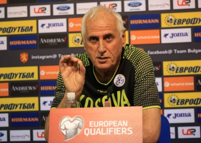 Challandes flet për pezullimin e futbollit dhe të ardhmen me Kosovën