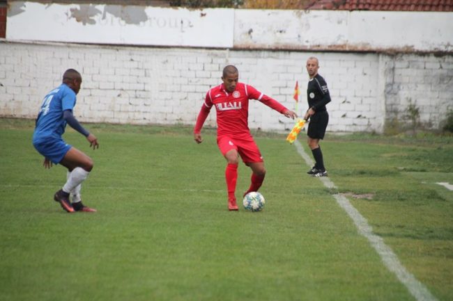 Racizëm ndaj futbollistit të Gjilanit, reagon ashpër klubi kuqebardhë