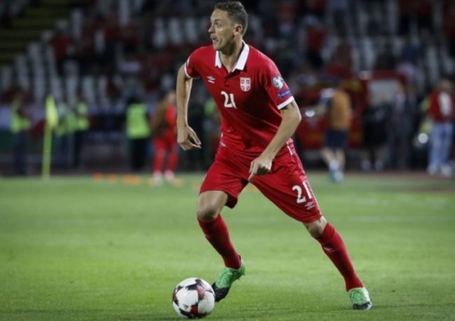 Futbollisti serb solidarizohet me Shqipërinë: “Pray for Albania”!