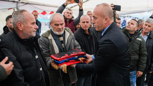 Haradinaj: Institucionet e vendit do t’i qëndrojnë në krah familjes Abazi
