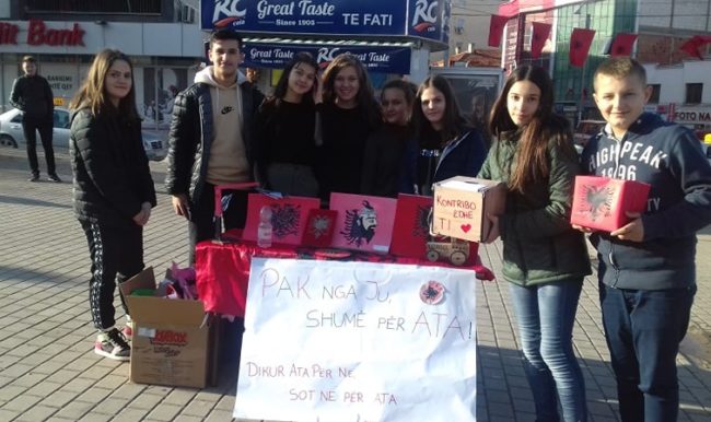 Nxënësit gjilanas organizojnë aksion për grumbullimin e mjeteve për Shqipërinë