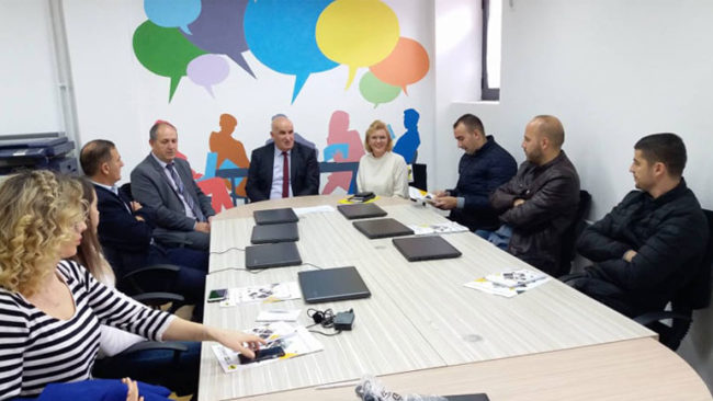 Përfituesit e trajnimit për vetëpunësim pajisen me certifikata
