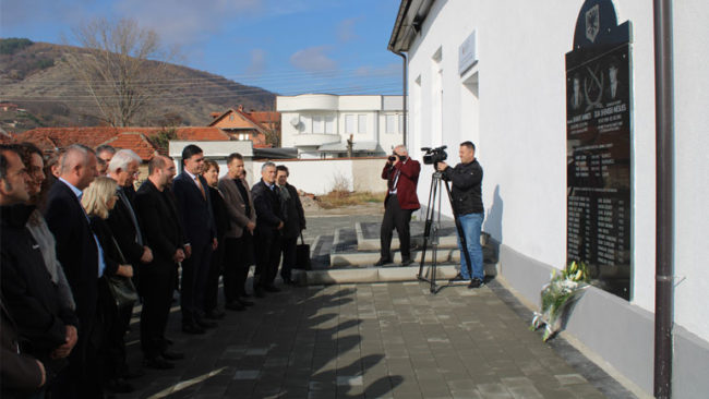 Gjilani përkujton prof. dr. Xhavit Ahmetin në 23-vjetorin e vdekjes tragjike