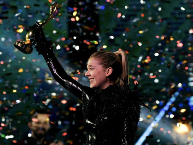 Arilena Ara renditet e para në sondazhin online për Eurovizionin