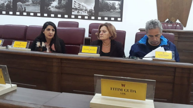 Interesim i vogël i qytetarëve për të marrë pjesë në dëgjimin publik për rregullore për transparencë