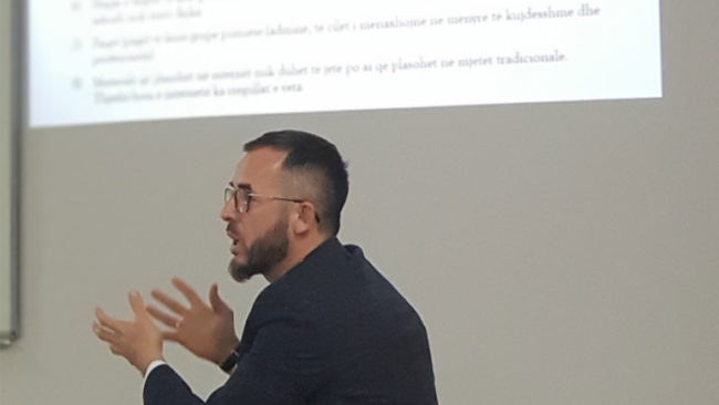 Rashit Zylfiu mbrojti me sukses temën e punimit master