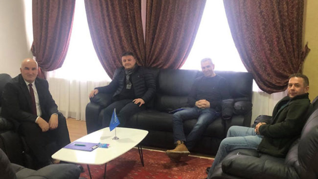 Kryetari Haliti priti në takim kryesinë e klubit futbollistik “FC Kosova” nga Gjeneva e Zvicrës