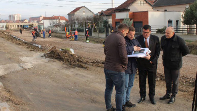 Haziri: Çarshia po bëhet vend rekreacioni dhe inkurajimi për biznesin familjar
