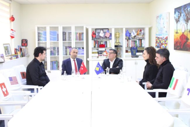 Tetëdhjetë të rinj të Gjilanit certifikohen për ndërmarrësi e lidership