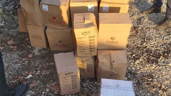 Kapen rreth 600 litra pije alkoolike të kontrabanduara