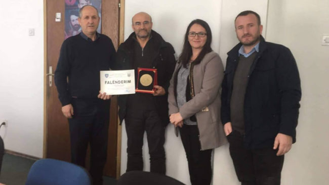 Aliu falënderon Prof. Rifat Haxhiun dhe Universitetin e Friburgut për donacionin e dhënë në vitin 2019