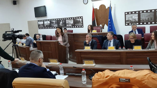Krenare Latifi – Kqiku, anëtare e re e Kuvendit Komunal të Gjilanit