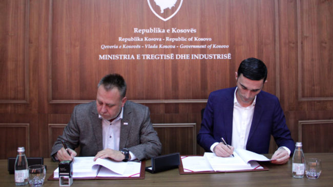 MTI dhe ADA marrëveshje bashkëpunimi për t’i ndihmuar Ndërmarrjet e Vogla dhe të Mesme
