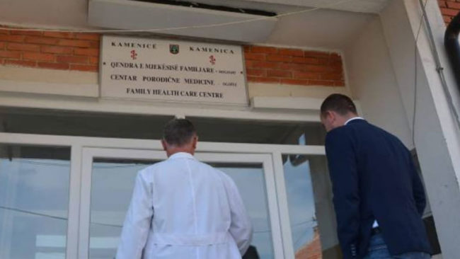 Mungesa e barnave esenciale edhe në QKMF-Kamenicë, problem në nivel Kosove