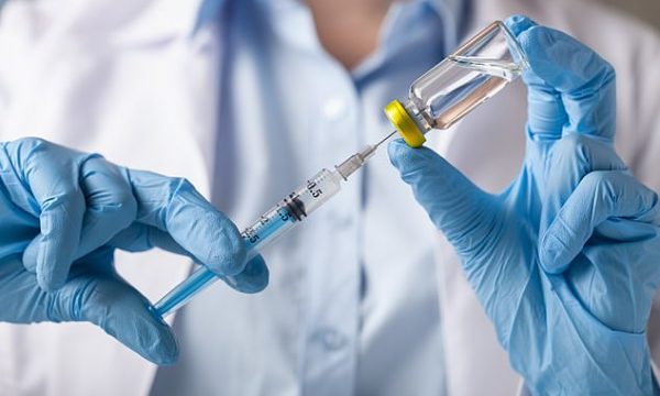 Shkencëtarët kinezë krijojnë vaksinën kundër virusit vdekjeprurës