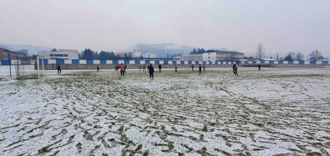 Skuadrat kosovare nuk i ndal as bora, KF Dardana zhvillon stërvitjen
