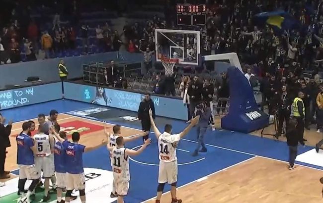 Kosova triumfon ndaj Islandës, ndeshje dramatike