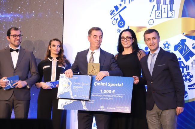 ‘Çmimi Special 2019’ për ekip i takoi Kombëtares së Hendbollit U-21