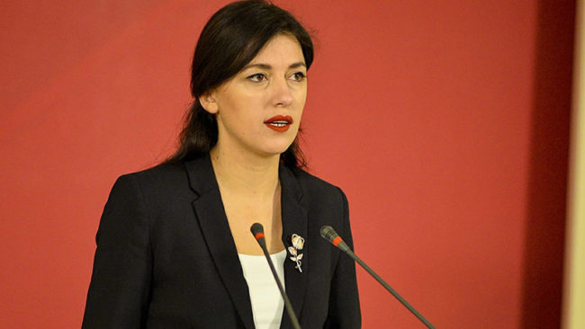Haxhiu pranon detyrën e ministres të Ministrisë së Drejtësisë
