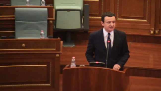 Kurti prezanton kabinetin qeveritar