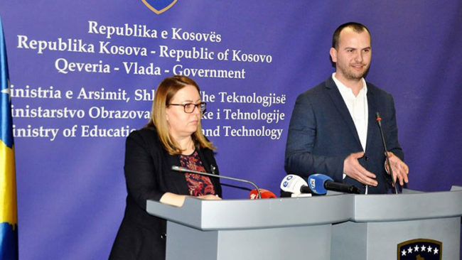 Kastrati: Reforma në Kamenicë, model për orientimin e politikave arsimore në nivel vendi