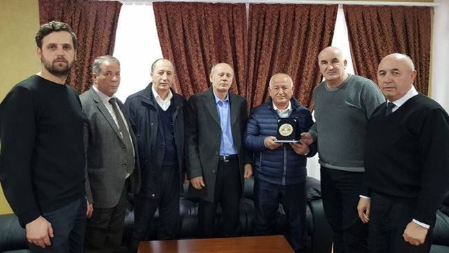 Kryetari Haliti nderon me mirënjohje atdhetarin Muharrem Kurteshi