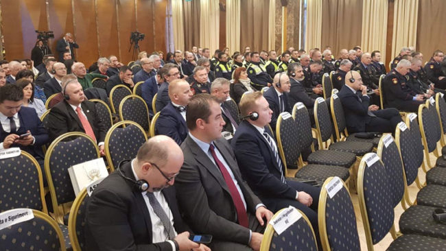 Në Tiranë po mbahet konferenca ndërkombëtare për sigurinë rrugore, pjesë e saj edhe Policia e Kosovës