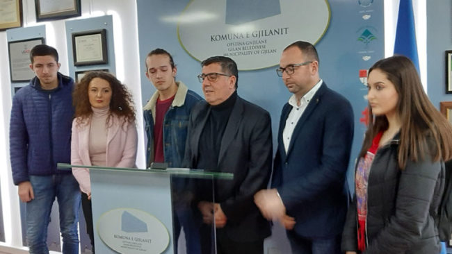 Gjilani ndan bursat për 12 studentët e ekselencës nga fondi “Pak nga ne, shumë për ata III”