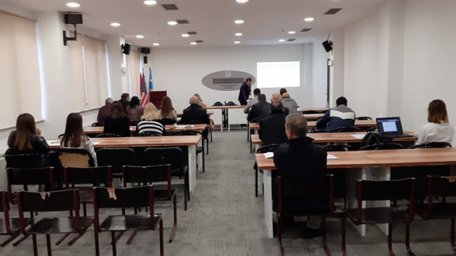 Mbahet dëgjimi publik lidhur me projektin “Nxitja dhe Shfrytëzimi i Mundësive për Sigurinë e Ujit (FLOWS)”