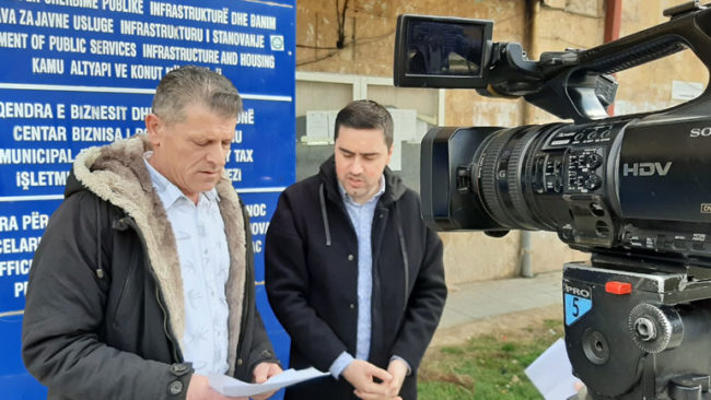 Agushi e Kadriu kërkojnë të dinë sa para shpenzoi Lutfi Haziri për bileta dhe karburante