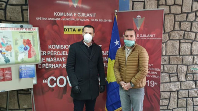 Gjilani merr mbështetje për 600 familje nga “Elkos Group” dhe “Devolli Corporation”
